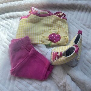 0-3 mos. Three piece set for baby - BUNDLE ME!